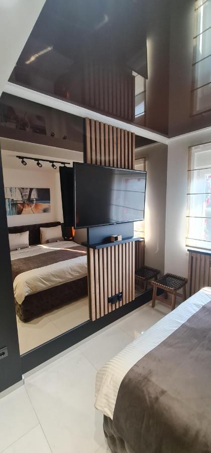 Design Apartment Platinium Spa Lux 5 Star "Havana" Completely Private Wellness & Spa Free Included Sauna & Jacuzzi & Salt Wall & Fire Place & 3D Ceilings & Business Wifi & Netflix & Keyless Code Entry & Full Smart App & Secure 2 Parking Place Ćuprija Exteriör bild