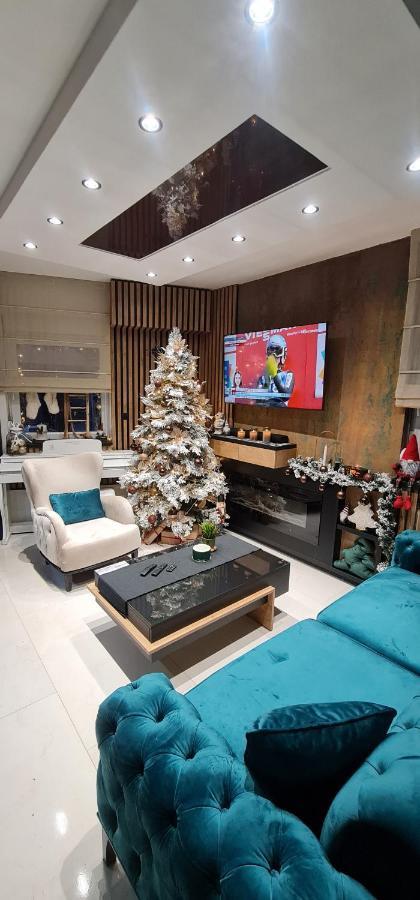Design Apartment Platinium Spa Lux 5 Star "Havana" Completely Private Wellness & Spa Free Included Sauna & Jacuzzi & Salt Wall & Fire Place & 3D Ceilings & Business Wifi & Netflix & Keyless Code Entry & Full Smart App & Secure 2 Parking Place Ćuprija Exteriör bild