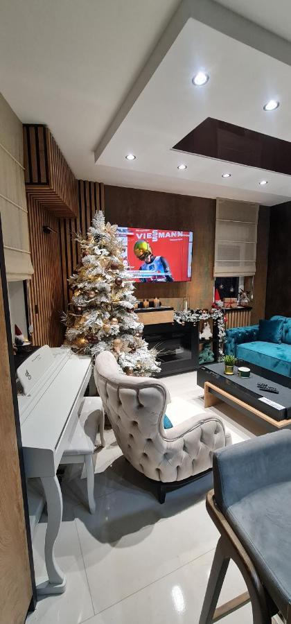 Design Apartment Platinium Spa Lux 5 Star "Havana" Completely Private Wellness & Spa Free Included Sauna & Jacuzzi & Salt Wall & Fire Place & 3D Ceilings & Business Wifi & Netflix & Keyless Code Entry & Full Smart App & Secure 2 Parking Place Ćuprija Exteriör bild