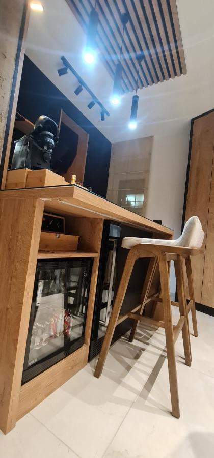 Design Apartment Platinium Spa Lux 5 Star "Havana" Completely Private Wellness & Spa Free Included Sauna & Jacuzzi & Salt Wall & Fire Place & 3D Ceilings & Business Wifi & Netflix & Keyless Code Entry & Full Smart App & Secure 2 Parking Place Ćuprija Exteriör bild
